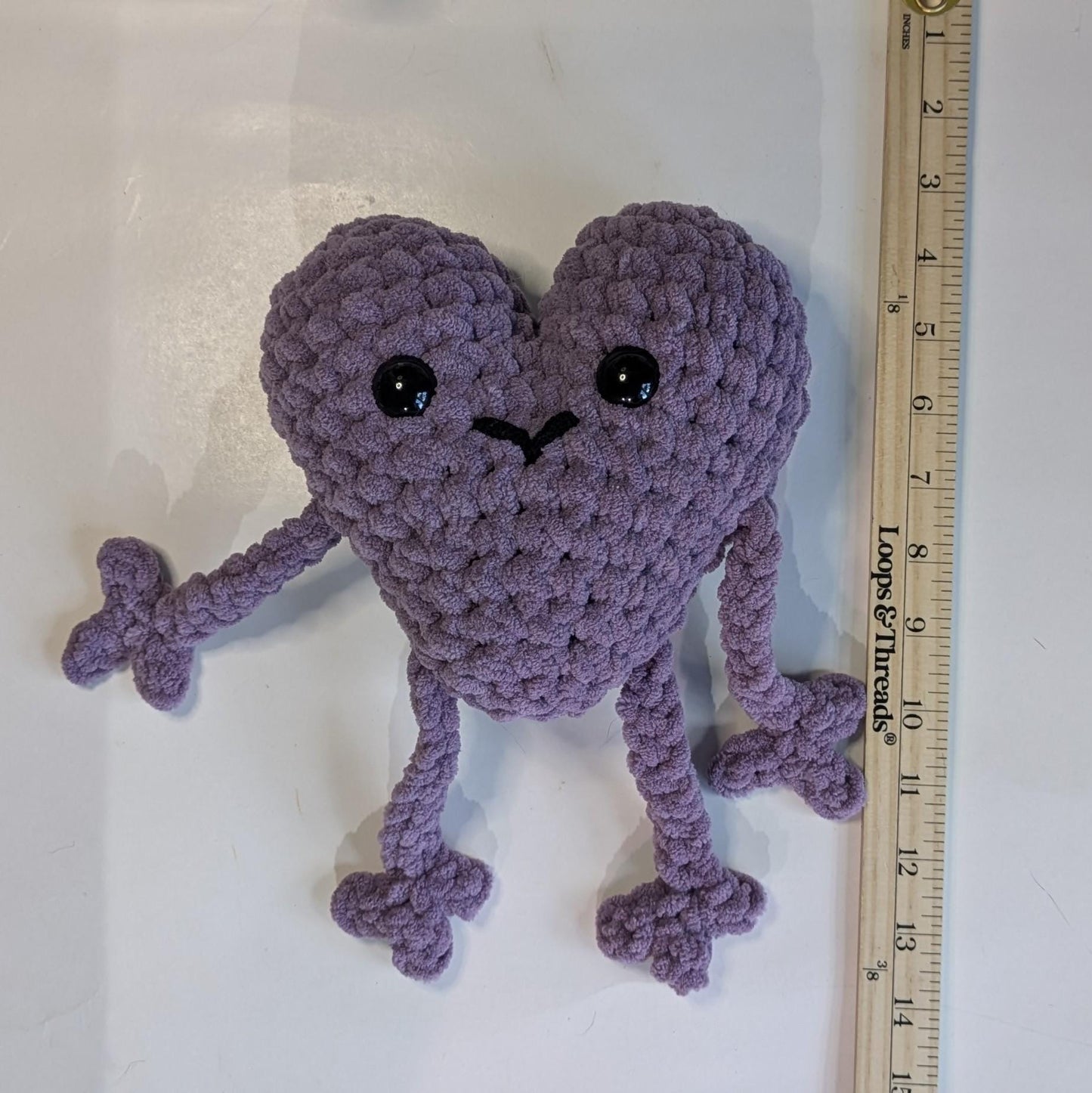 Harry the Hugging Heart (Medium)