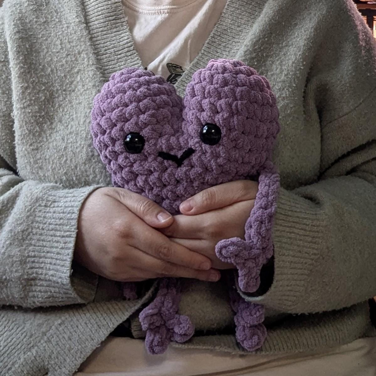 Harry the Hugging Heart (Medium)