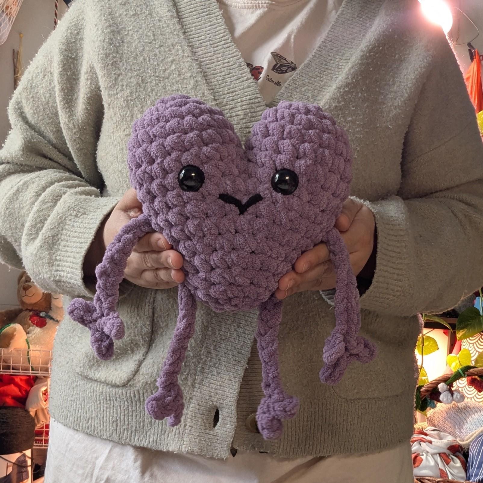 Harry the Hugging Heart (Medium)