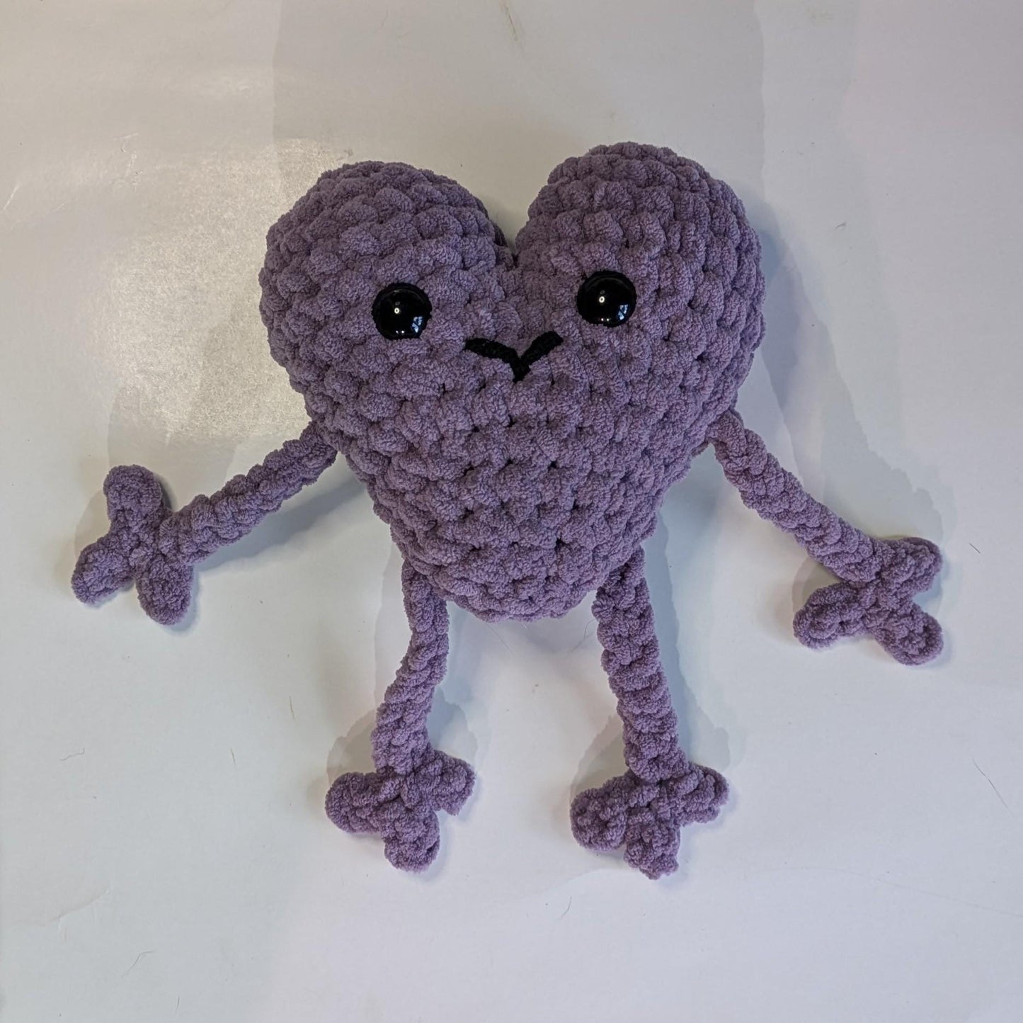 Harry the Hugging Heart (Medium)